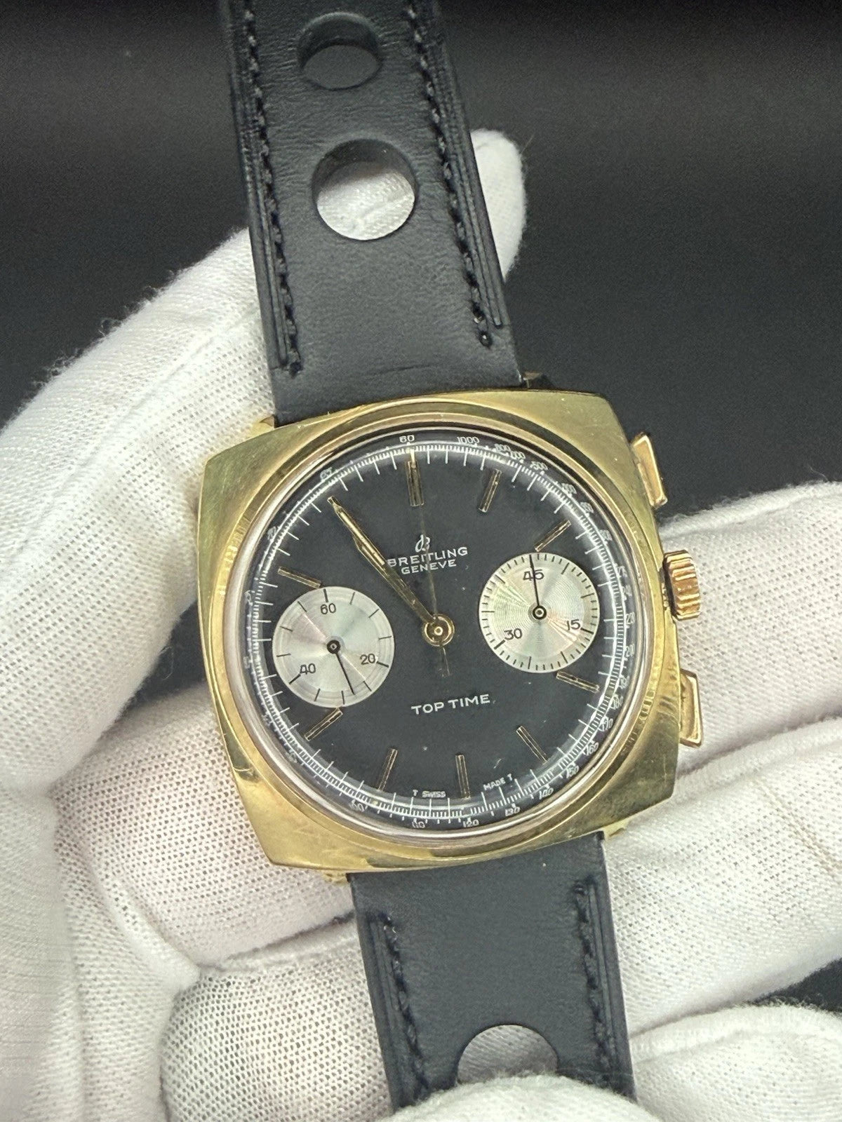 Breitling Top Time Chronograph Ref. 2008 – Reverse Panda Dial – c.1969