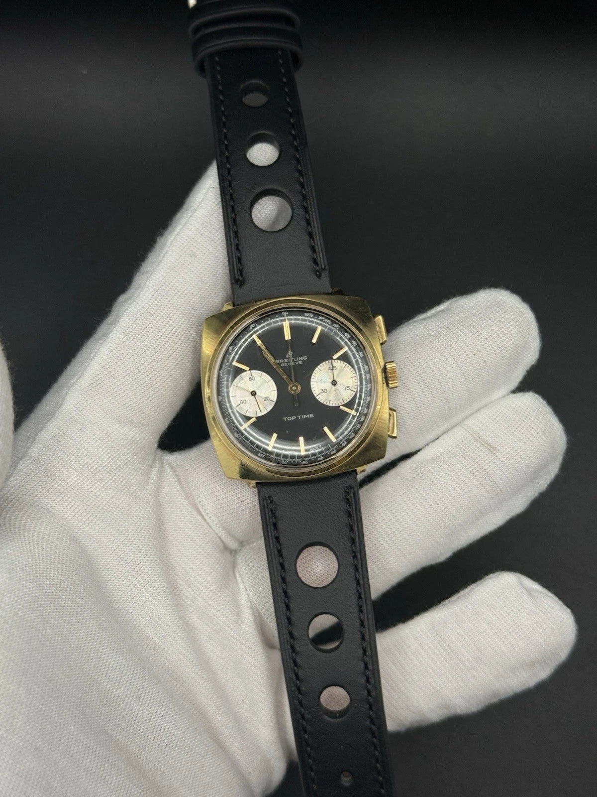 Breitling Top Time Chronograph Ref. 2008 – Reverse Panda Dial – c.1969