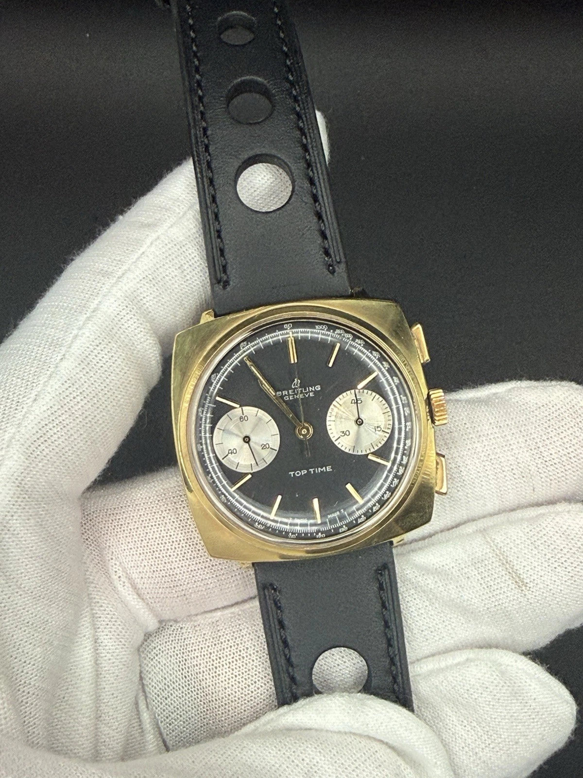 Breitling Top Time Chronograph Ref. 2008 – Reverse Panda Dial – c.1969